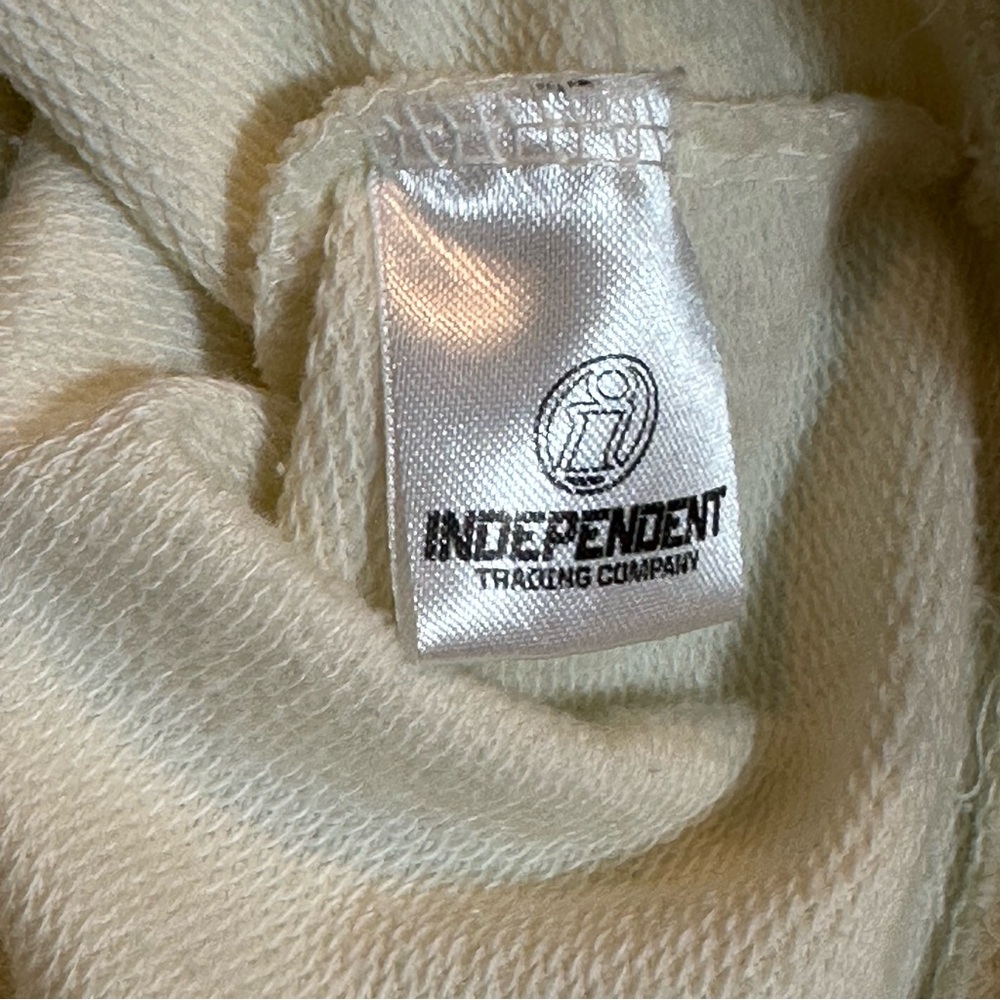 Cleveland Football Hoodie | Size L | Cream Graphic Sweatshirt - Picture 6 of 12